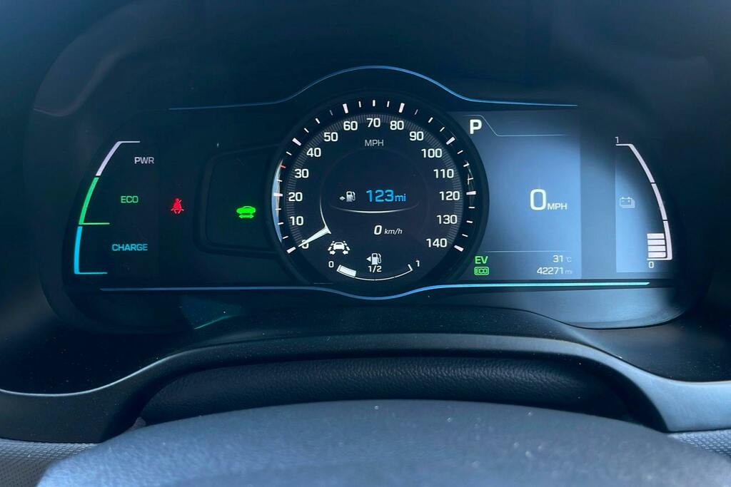Hyundai Ioniq 1.6 Premium 140 Bhp Grey #13