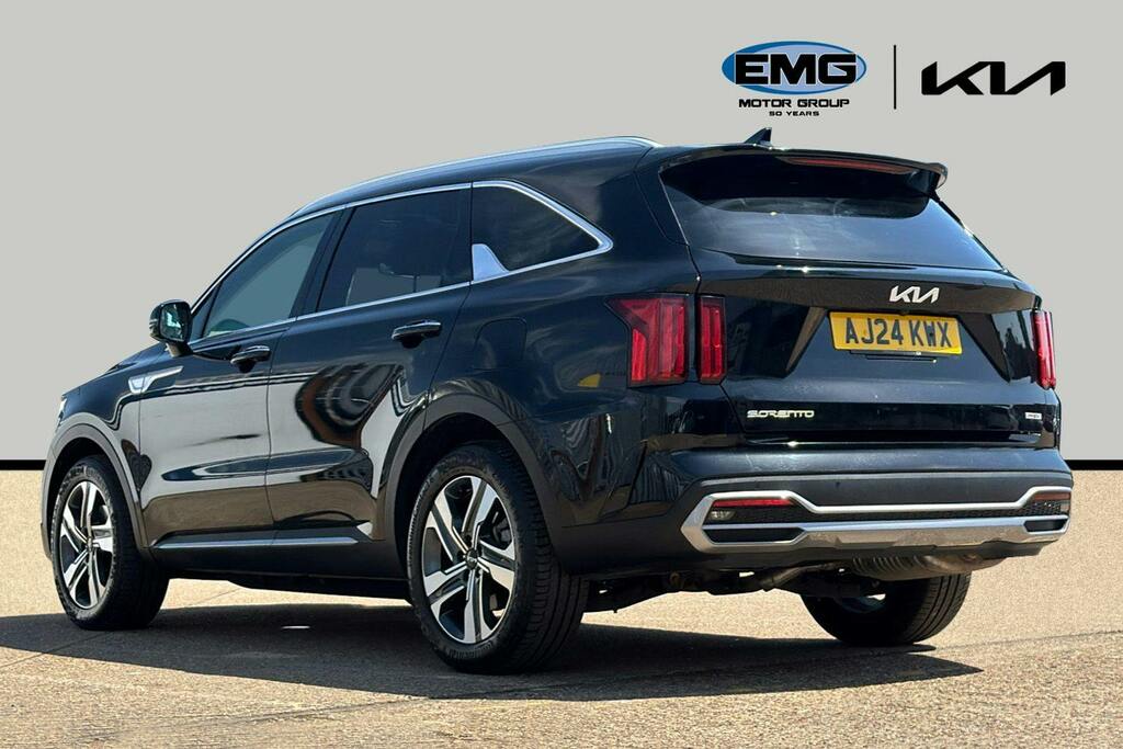 Kia Sorento 1.6 T Gdi 13.8Kwh Vision Suv Plug In Hy Black #4