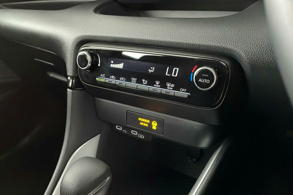 Mazda 2 1.5I Hybrid Homura Cvt Silver #13