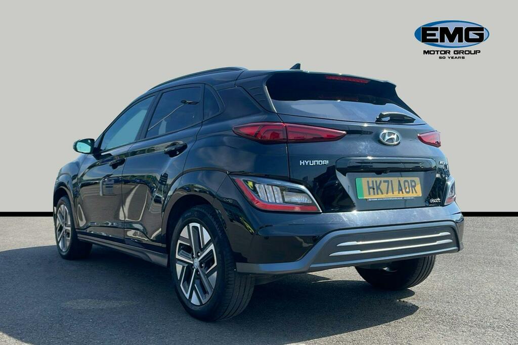 Hyundai Kona 64Kwh Premium Suv 10.5Kw Charge Black #4