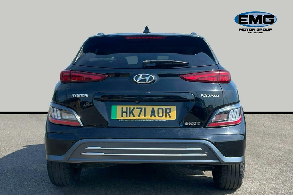Hyundai Kona 64Kwh Premium Suv 10.5Kw Charge Black #5