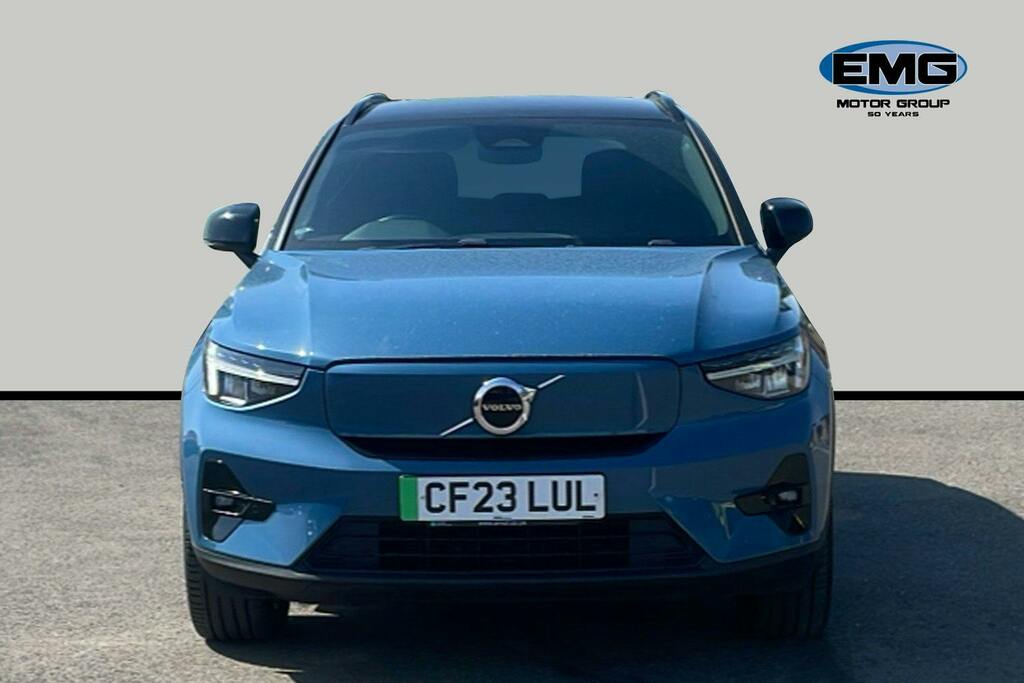 Volvo XC40 Recharge 69Kwh Plus Suv CF23LUL Blue #2