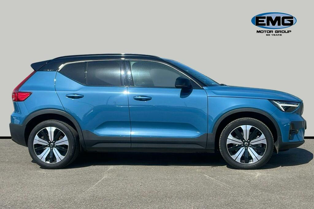 Volvo XC40 Recharge 69Kwh Plus Suv CF23LUL Blue #3