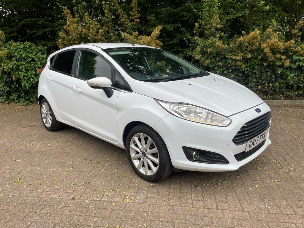 Ford Fiesta 1.0T Ecoboost Titanium Euro 6 Ss White