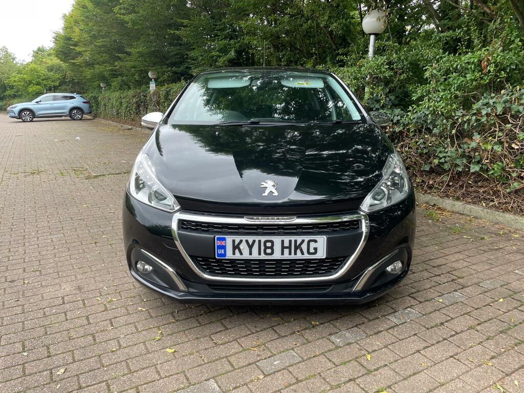 Peugeot 208 1.2 Puretech Allure Euro 6 Ss KY18HKG Black #3