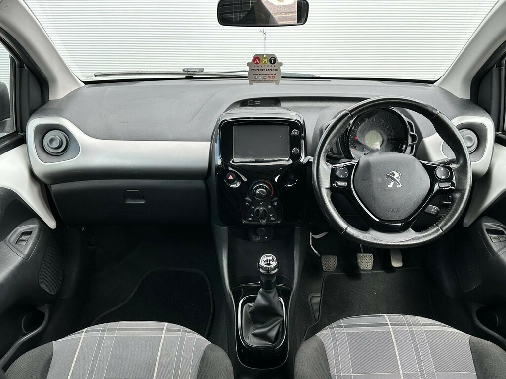 Peugeot 108 108 Active Black #25