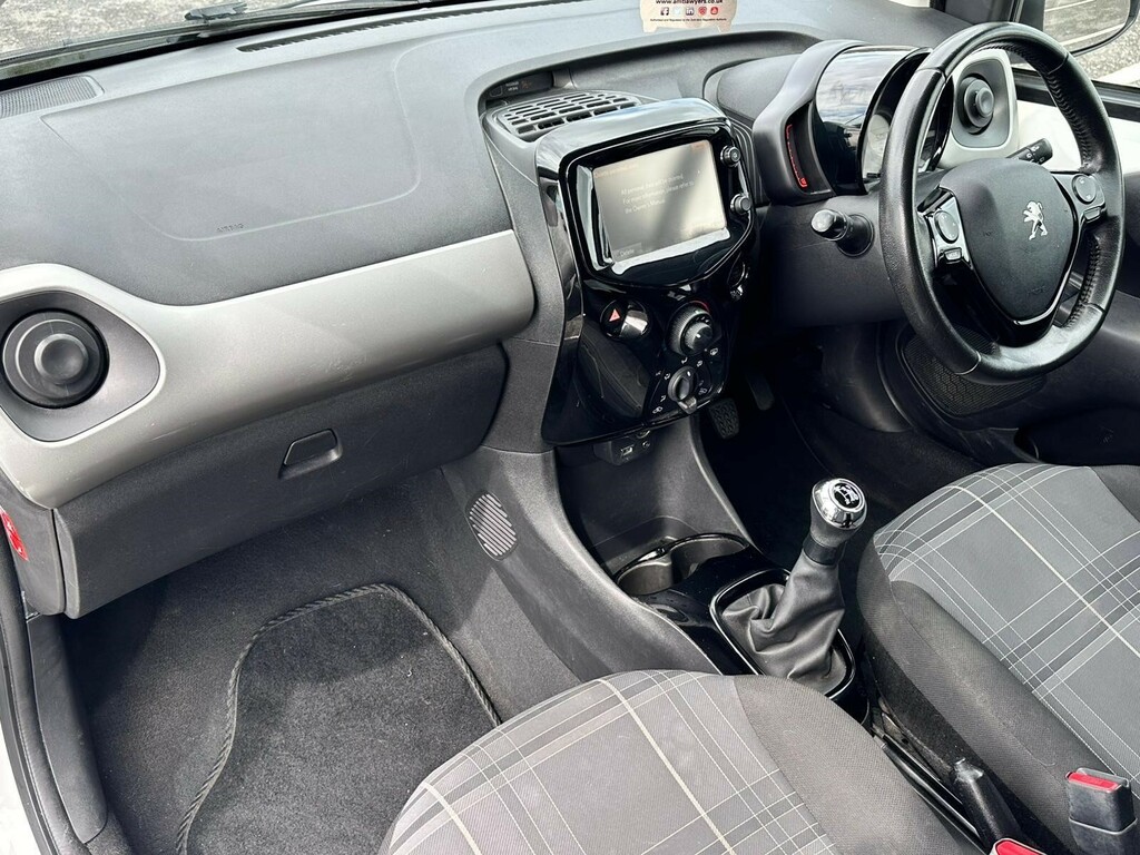 Peugeot 108 108 Active Black #27