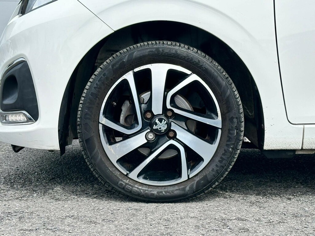 Peugeot 108 108 Active Black #7