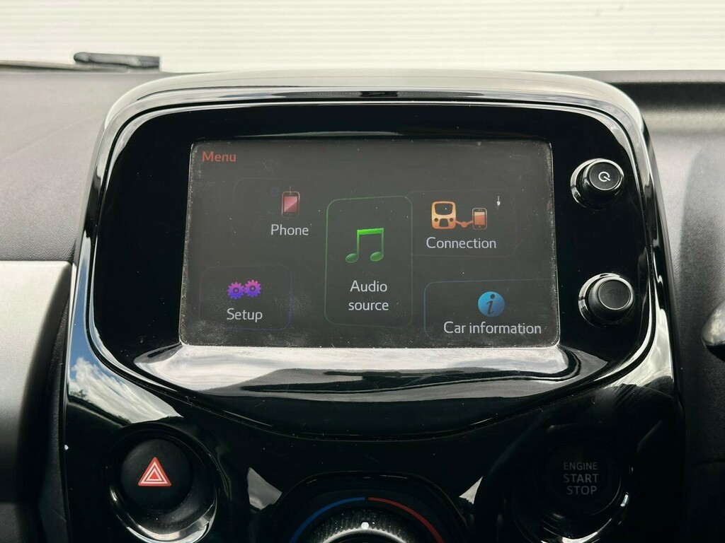Peugeot 108 108 Active Black #40