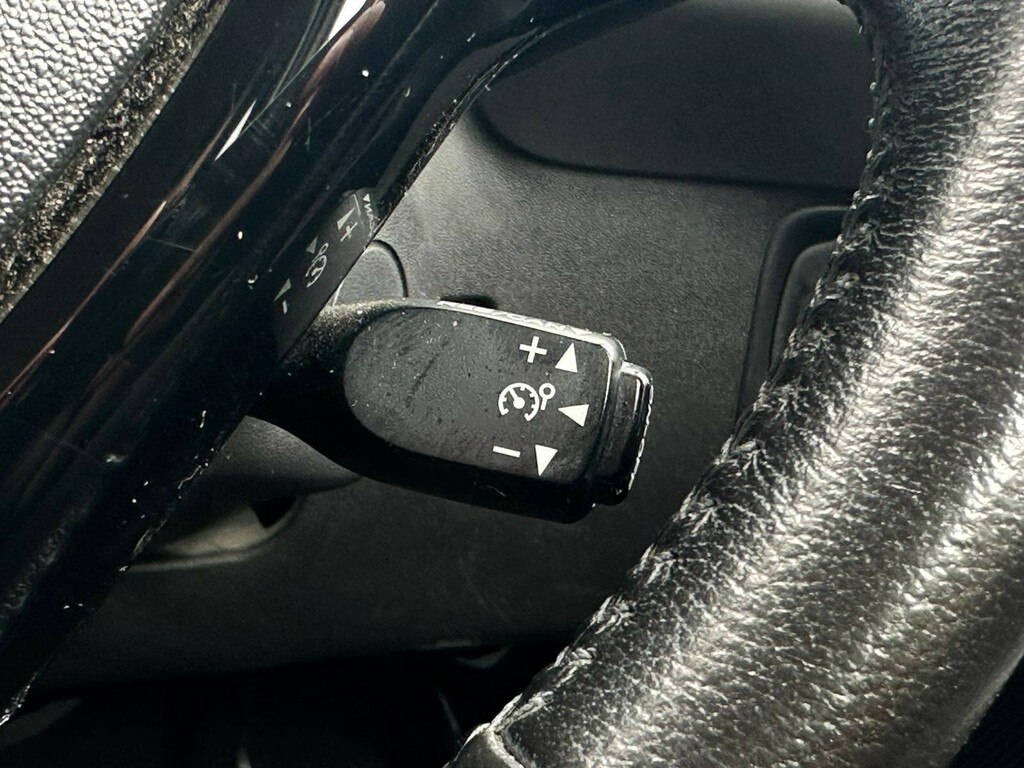 Peugeot 108 108 Active Black #37
