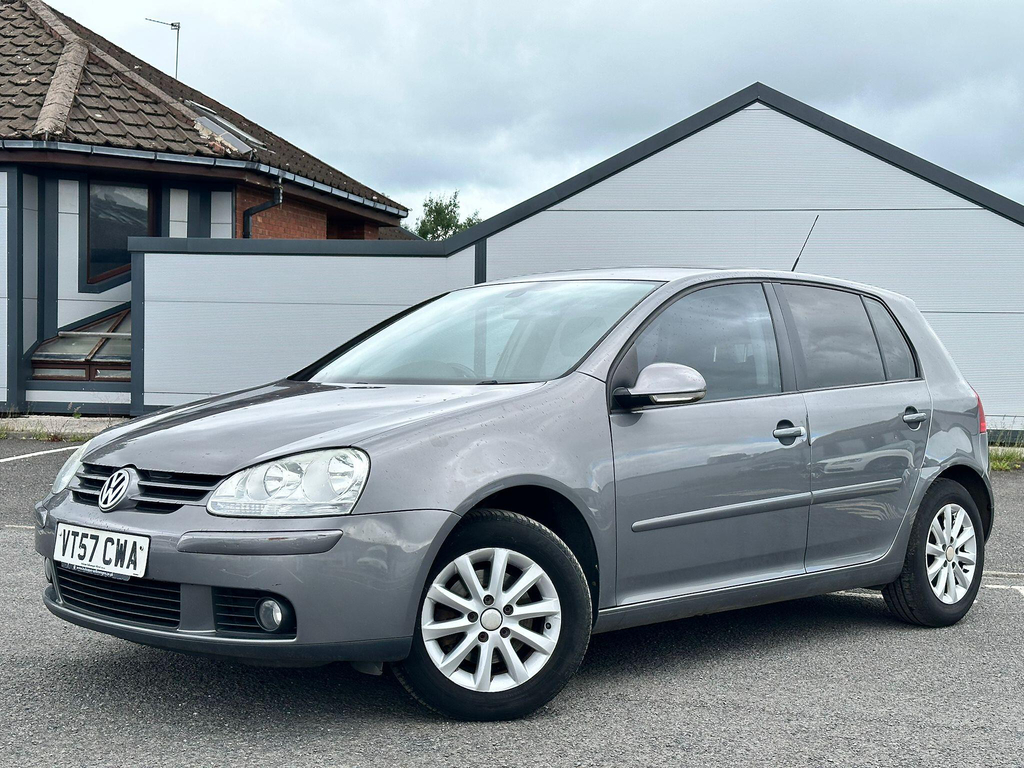 Volkswagen Golf 1.9 Tdi Match Dsg #5