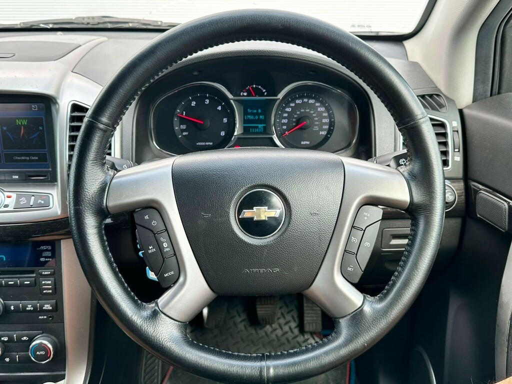 Chevrolet Captiva 2.2 Vcdi Ltz Suv Black #39
