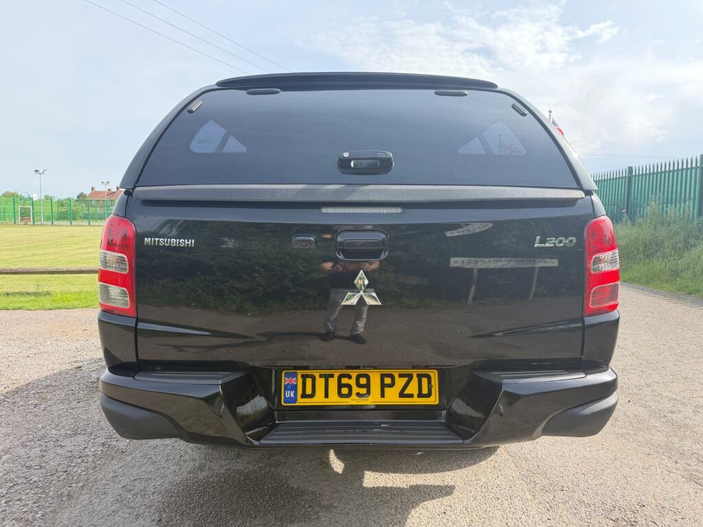 Mitsubishi L200 2.4 Di-d Dc Challenger 4Wd Euro 6 Black #5