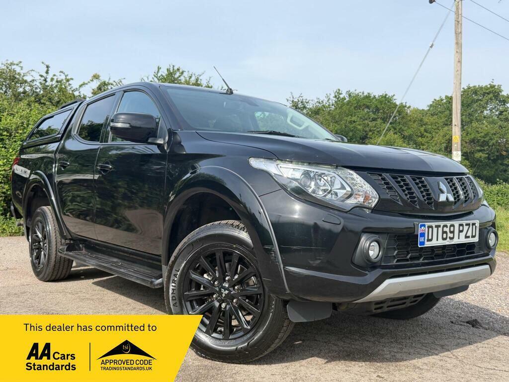 Mitsubishi L200 2.4 Di-d Dc Challenger 4Wd Euro 6 Black
