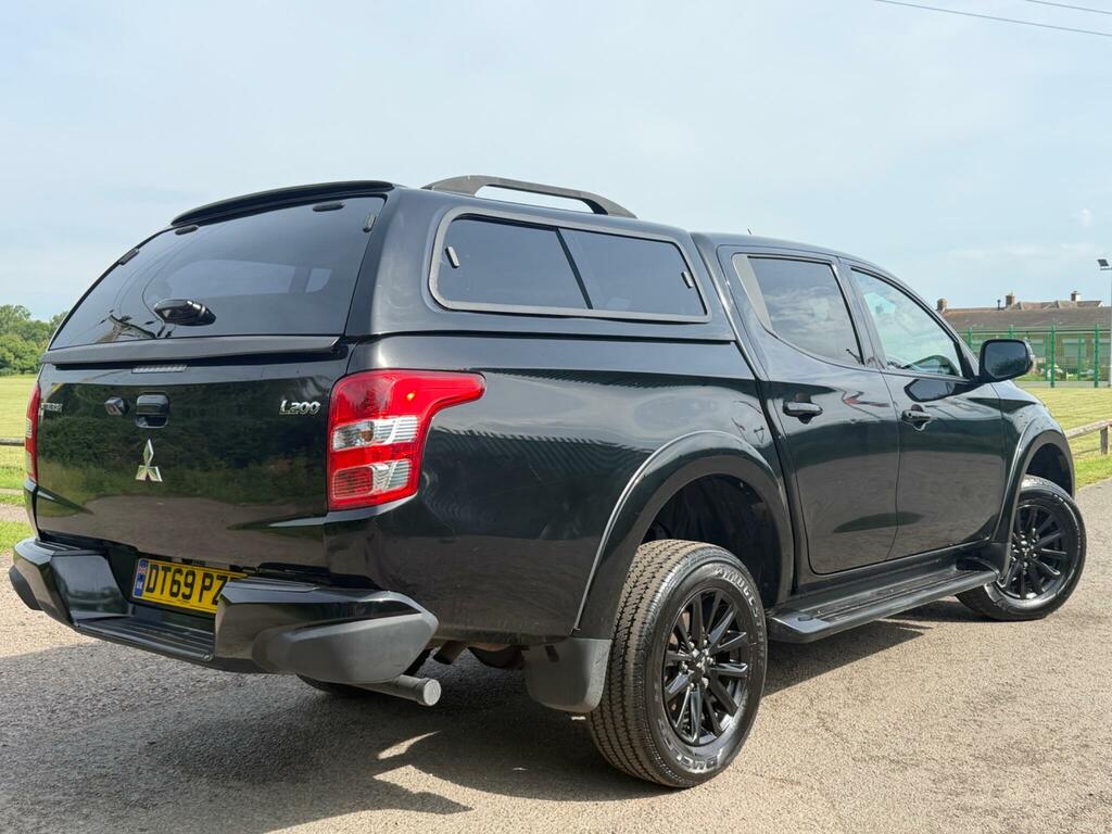Mitsubishi L200 2.4 Di-d Dc Challenger 4Wd Euro 6 Black #4