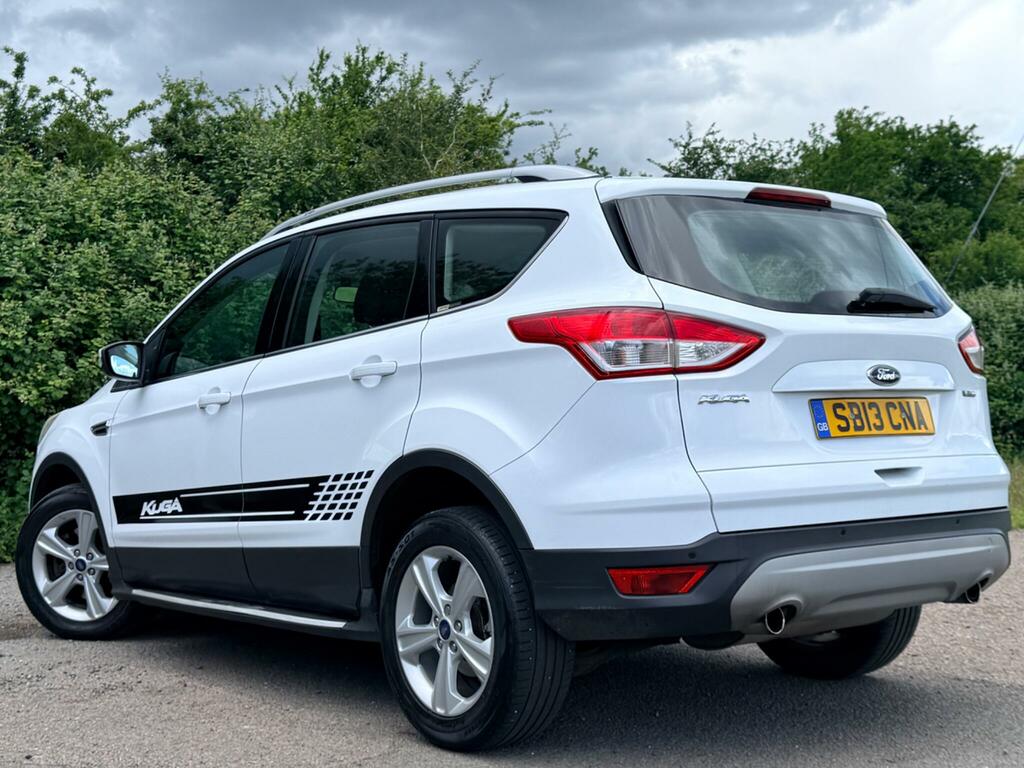 Ford Kuga 2.0 Tdci Zetec 2Wd Euro 5 SB13CNA White #6