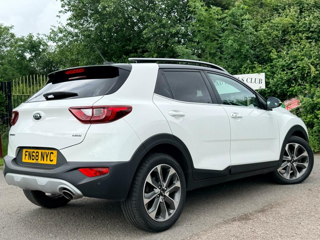 Kia Stonic 1.6 Crdi First Edition Euro 6 Ss FN68NYC White #6