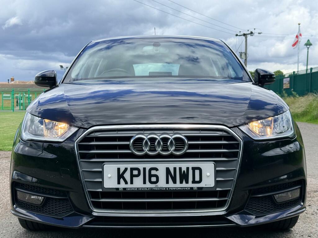 Audi A1 1.0 Tfsi Sport Sportback Euro 6 Ss Black #2