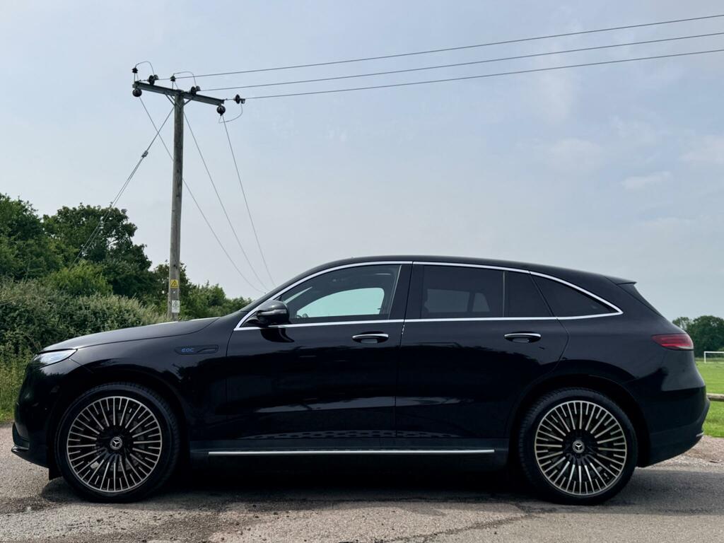 Mercedes-Benz EQC Amg Line Black #2