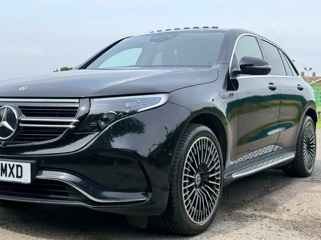 Mercedes-Benz EQC Amg Line Black #3