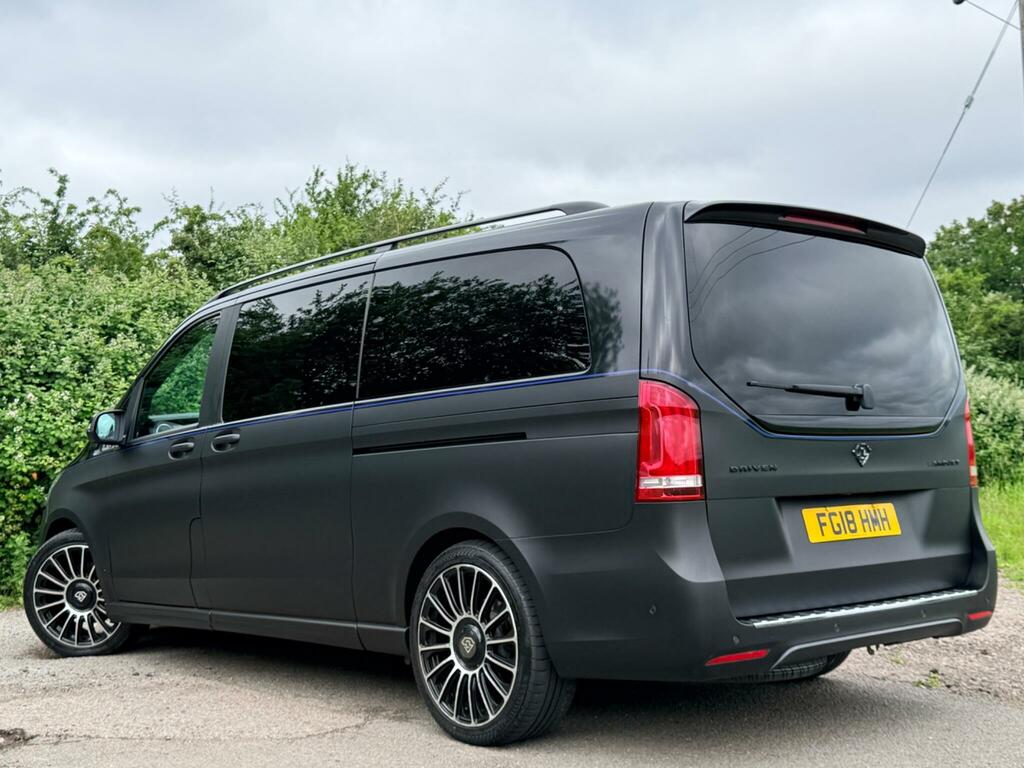 Mercedes-Benz V Class Amg Line Black #6