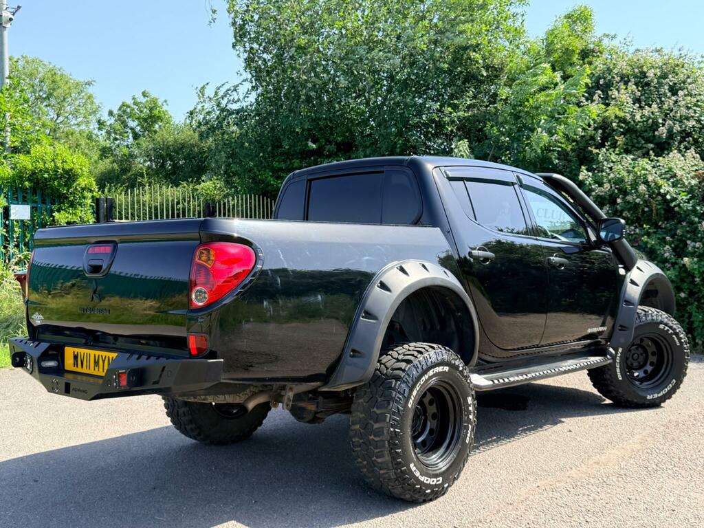 Mitsubishi L200 Di-d Barbarian Pickup Double Blue #7