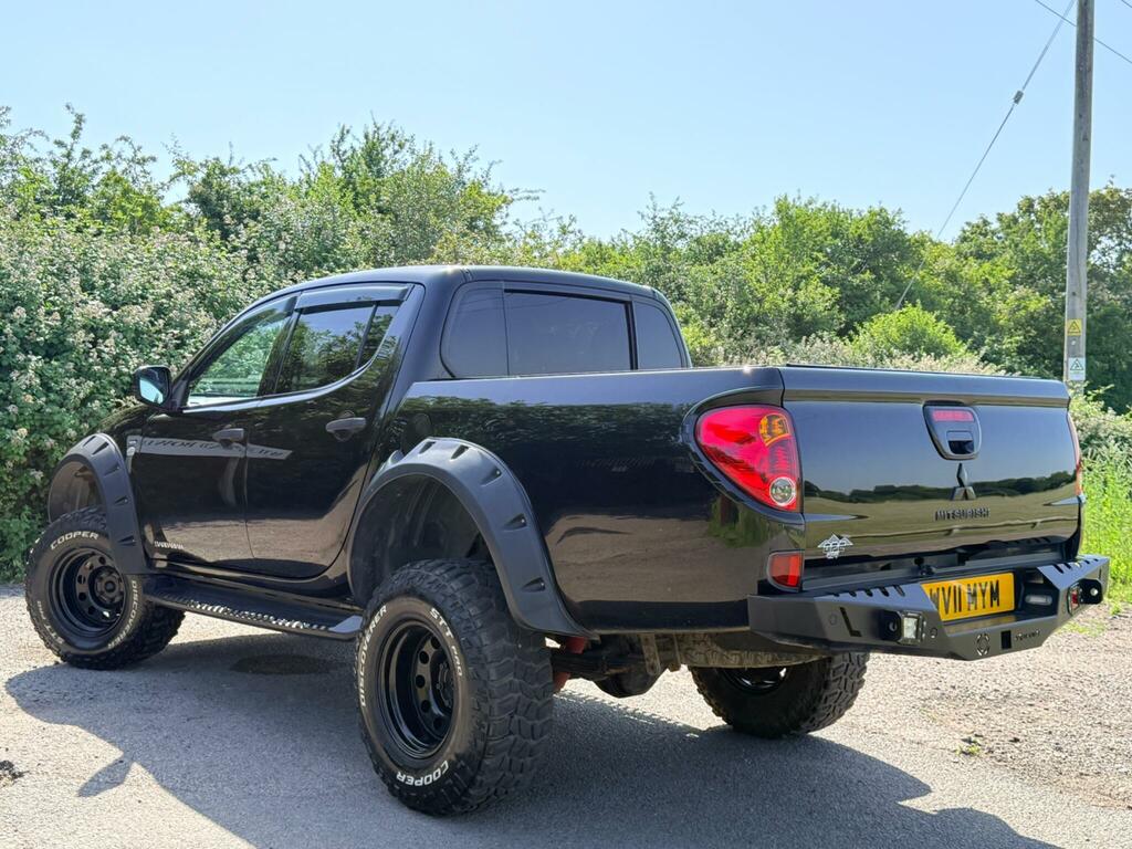 Mitsubishi L200 Di-d Barbarian Pickup Double Blue #5