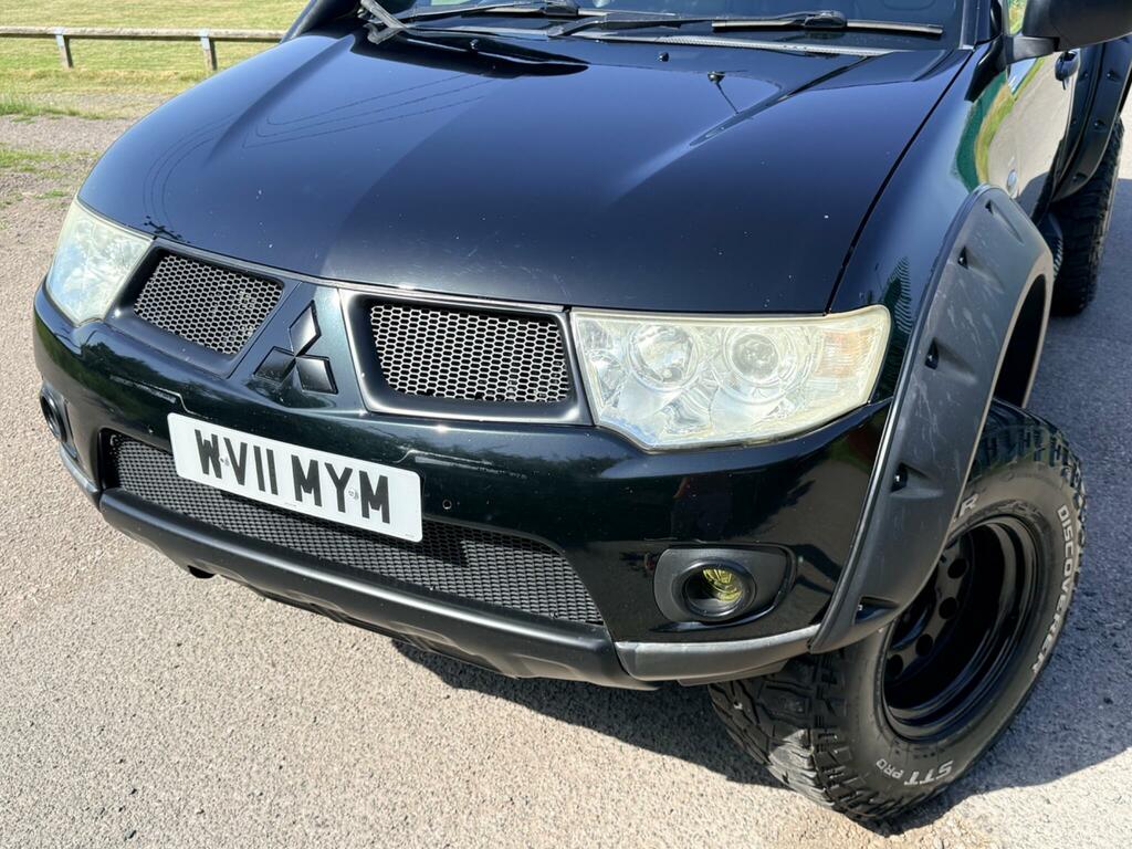 Mitsubishi L200 Di-d Barbarian Pickup Double Blue #24