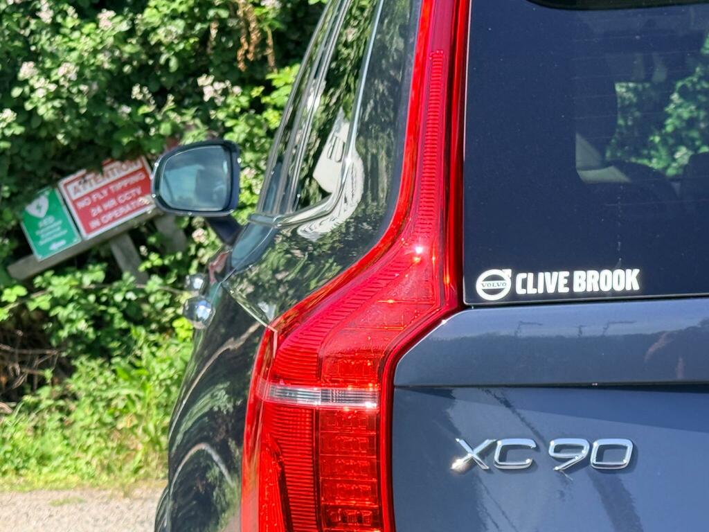Volvo XC90 T5 2.0 Momentum Awd #8