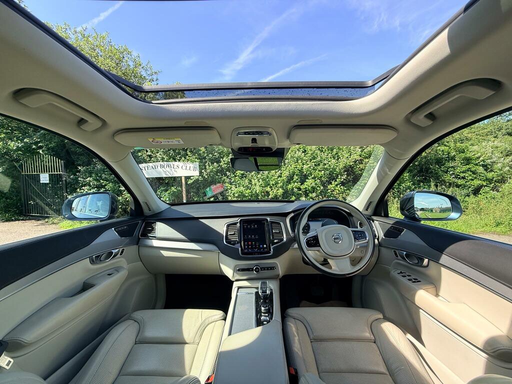 Volvo XC90 T5 2.0 Momentum Awd #49