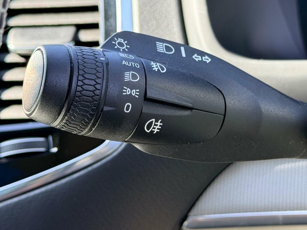 Volvo XC90 T5 2.0 Momentum Awd #34