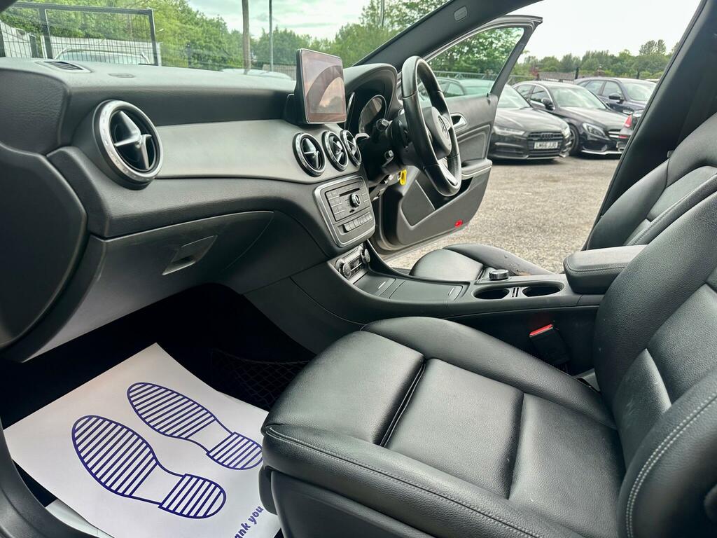 Mercedes-Benz GLA Class Red #31