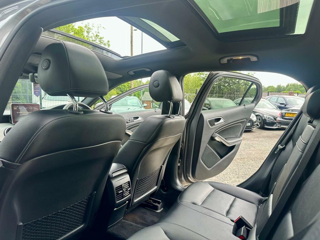 Mercedes-Benz GLA Class Red #20