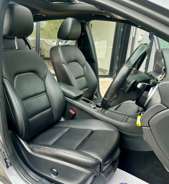 Mercedes-Benz GLA Class Red #16