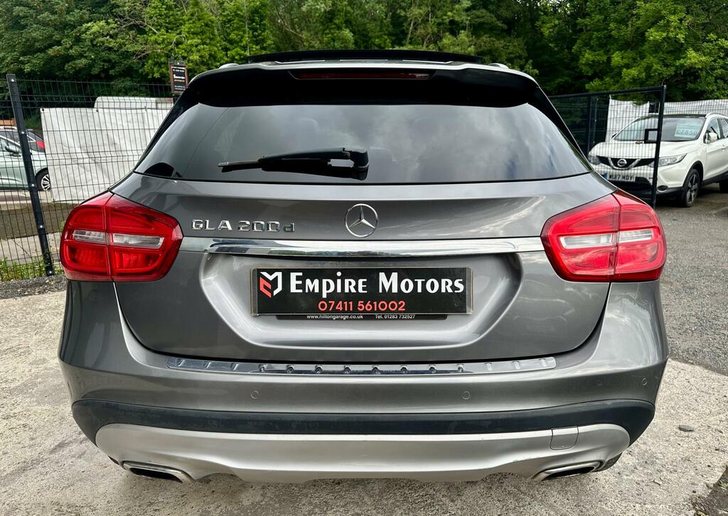 Mercedes-Benz GLA Class Red #8
