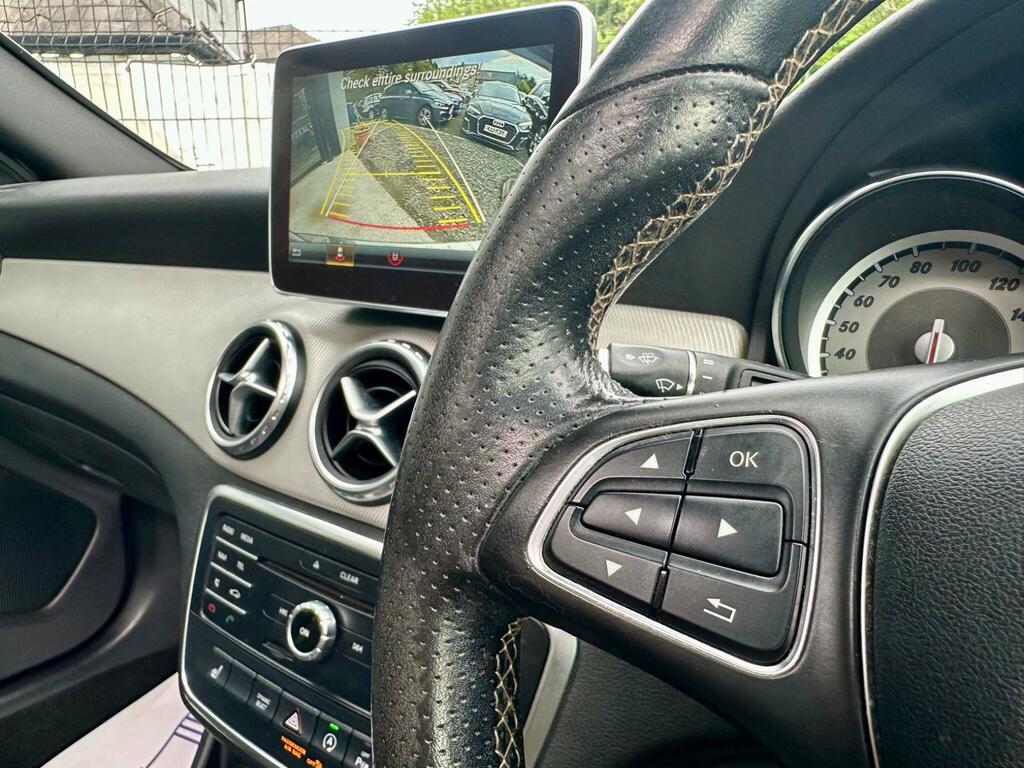 Mercedes-Benz GLA Class Red #36