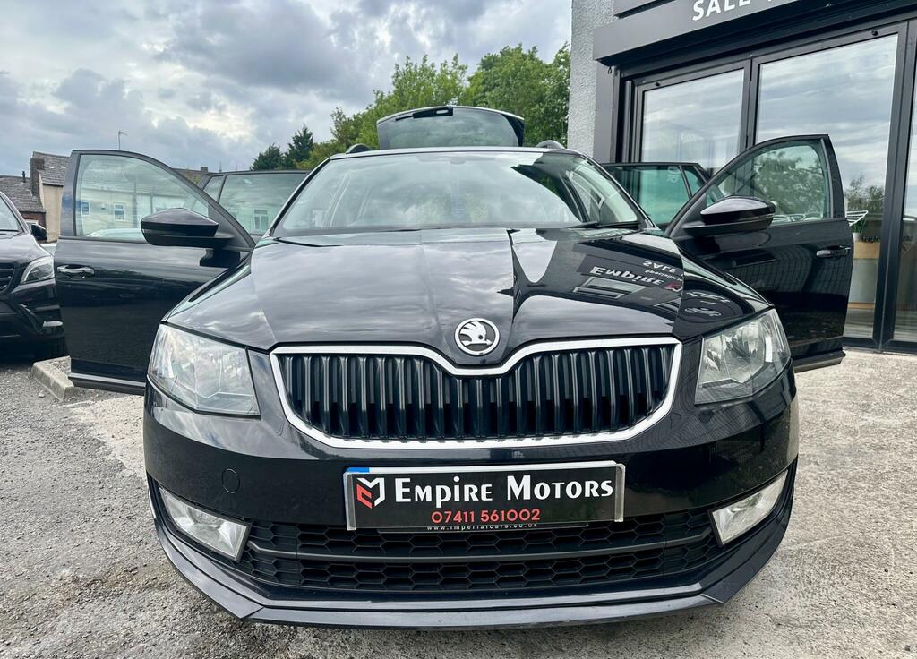 Skoda Octavia Black Edition Black #2