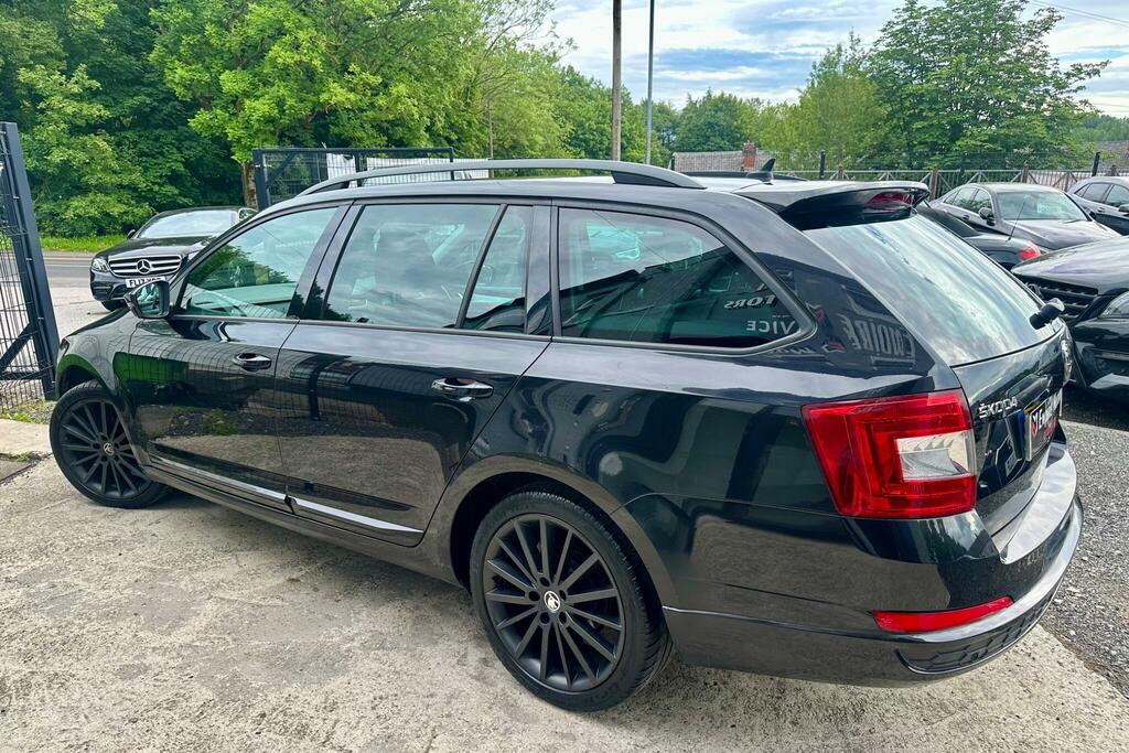 Skoda Octavia Black Edition Black #6
