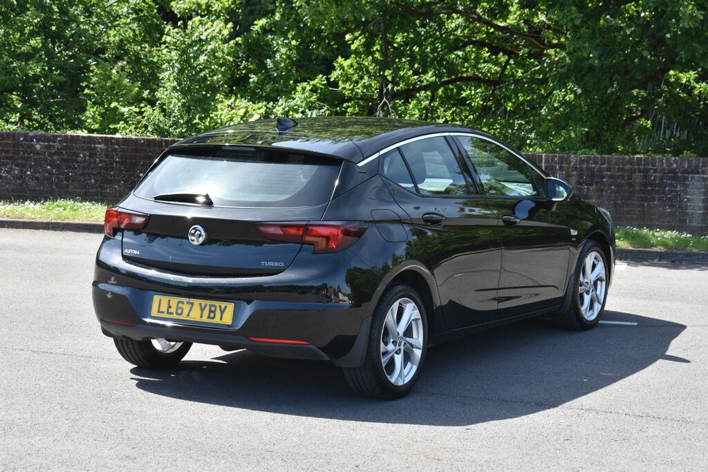 Vauxhall Astra Hatchback 1.4 I Turbo Sri Nav 201767 LL67YBY Black #2