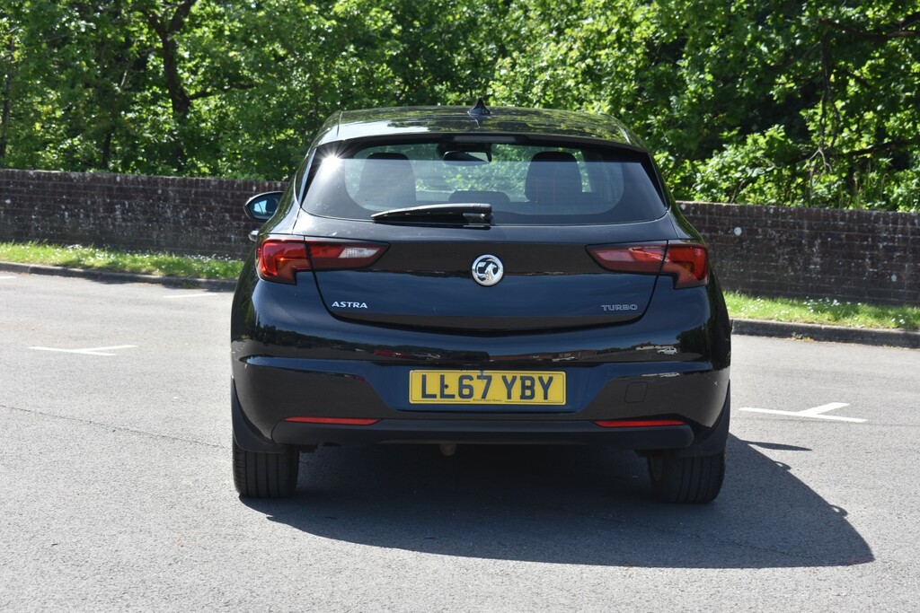 Vauxhall Astra Hatchback 1.4 I Turbo Sri Nav 201767 LL67YBY Black #5