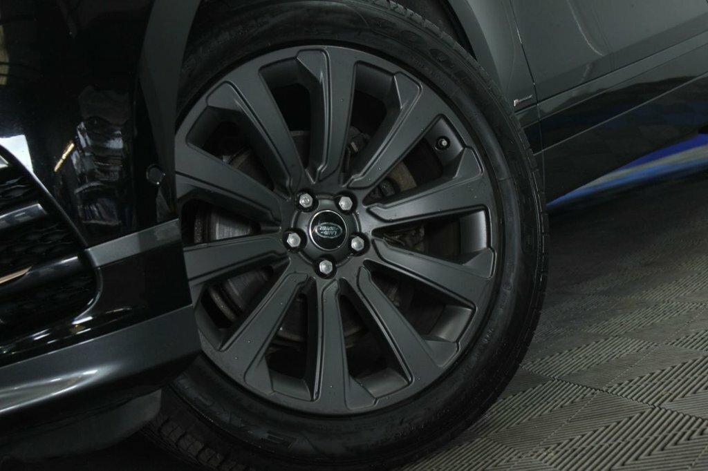 Land Rover Range Rover Velar 2L R-dynamic Se AO69PCZ Black #2