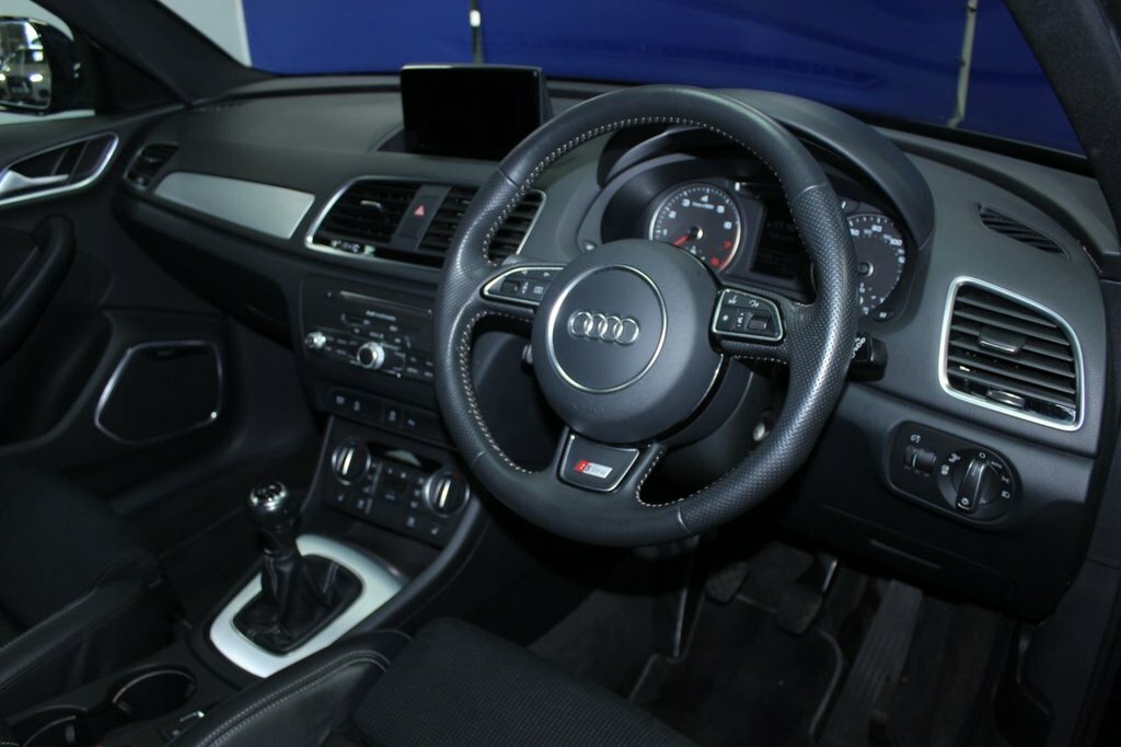 Audi Q3 1.4L S Line Edition AY68ZPB Black #5