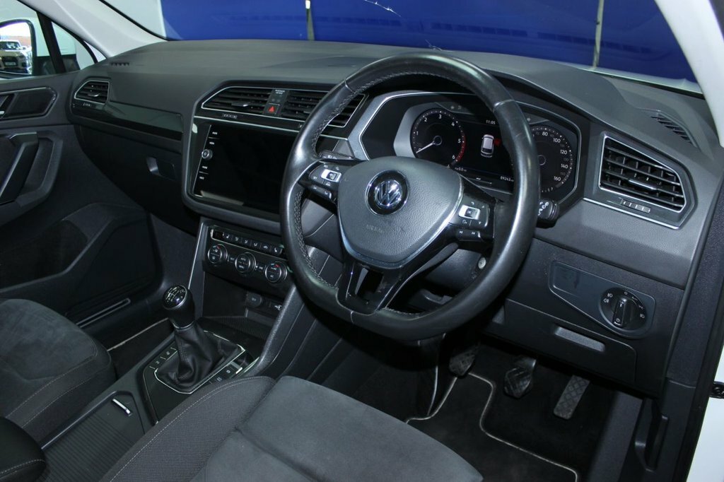 Volkswagen Tiguan 2L Sel SL18OFV White #5