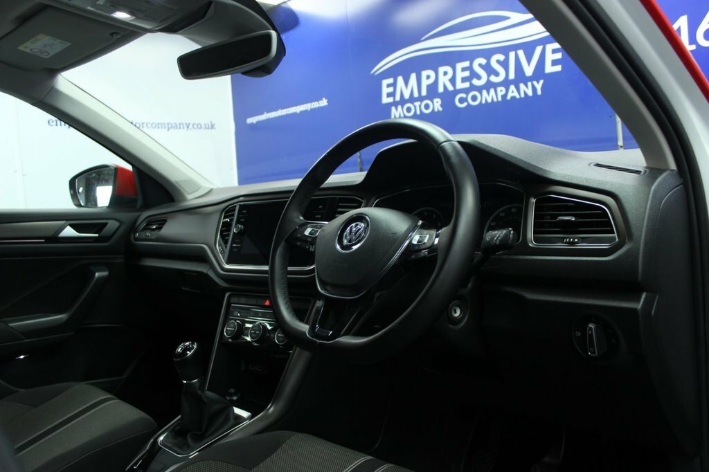 Volkswagen T-Roc 1L Design HG18CHN White #5