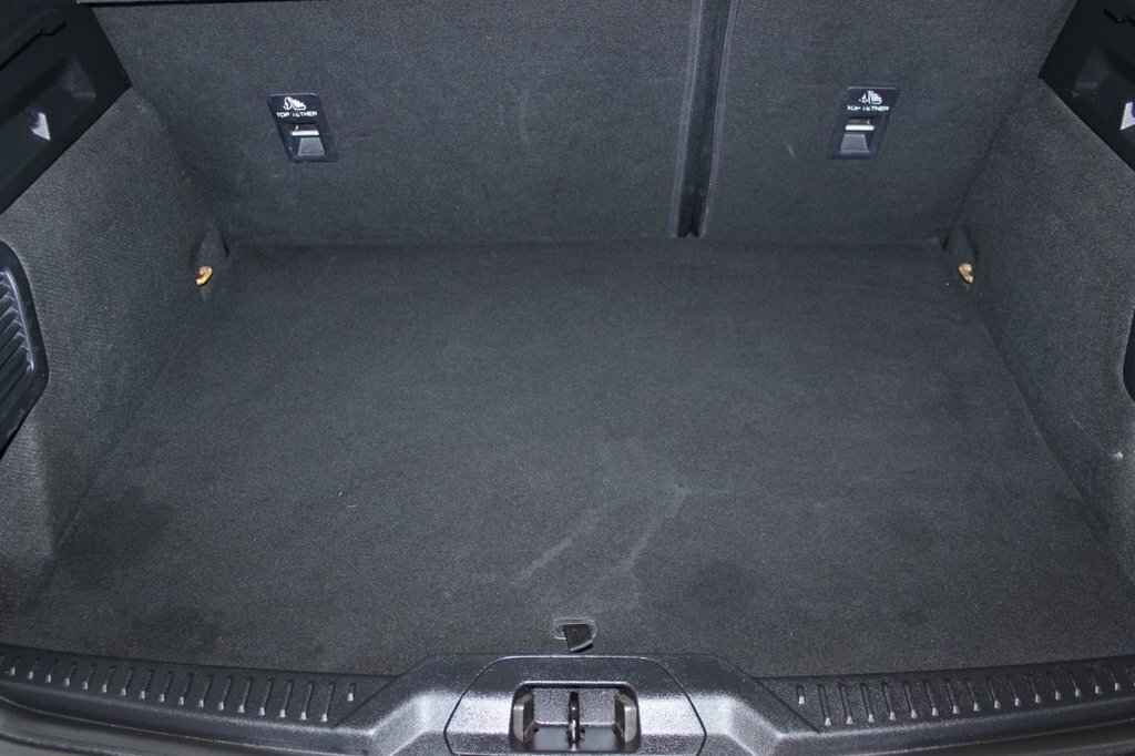 Ford Focus 2.3L St Orange #4