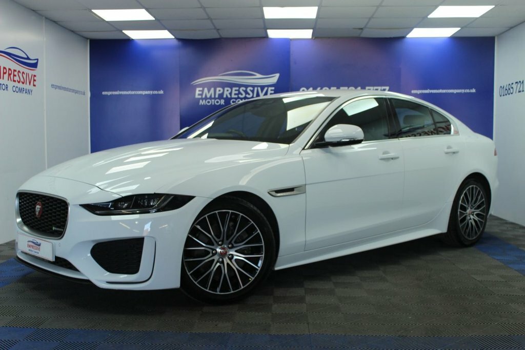 Jaguar XE 2L R-dynamic S YE19OZZ White #5