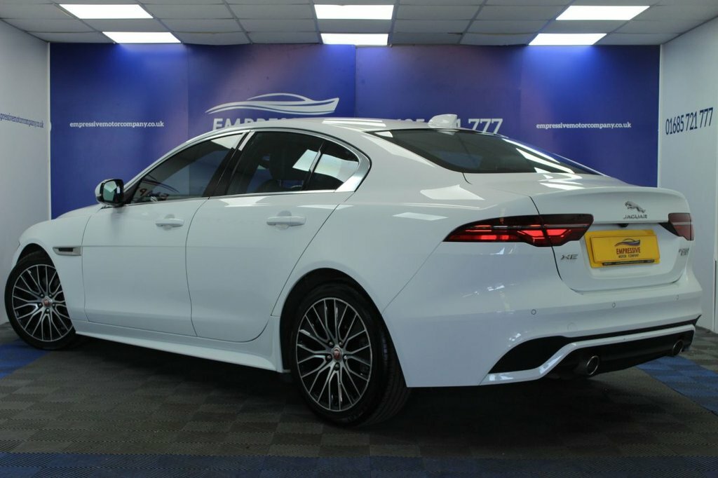 Jaguar XE 2L R-dynamic S YE19OZZ White #3