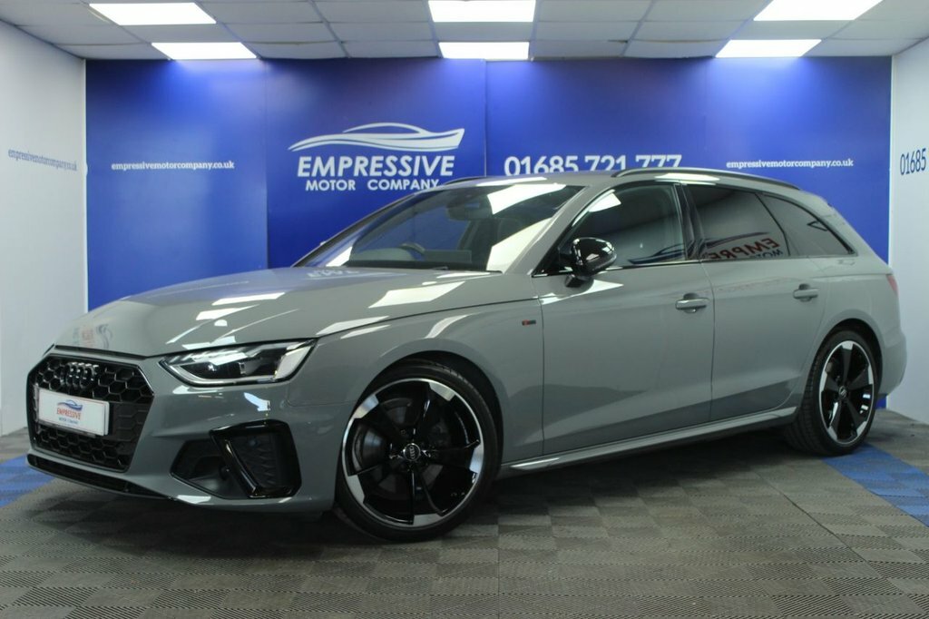 Audi A4 Avant 2L Black Edition Grey #4