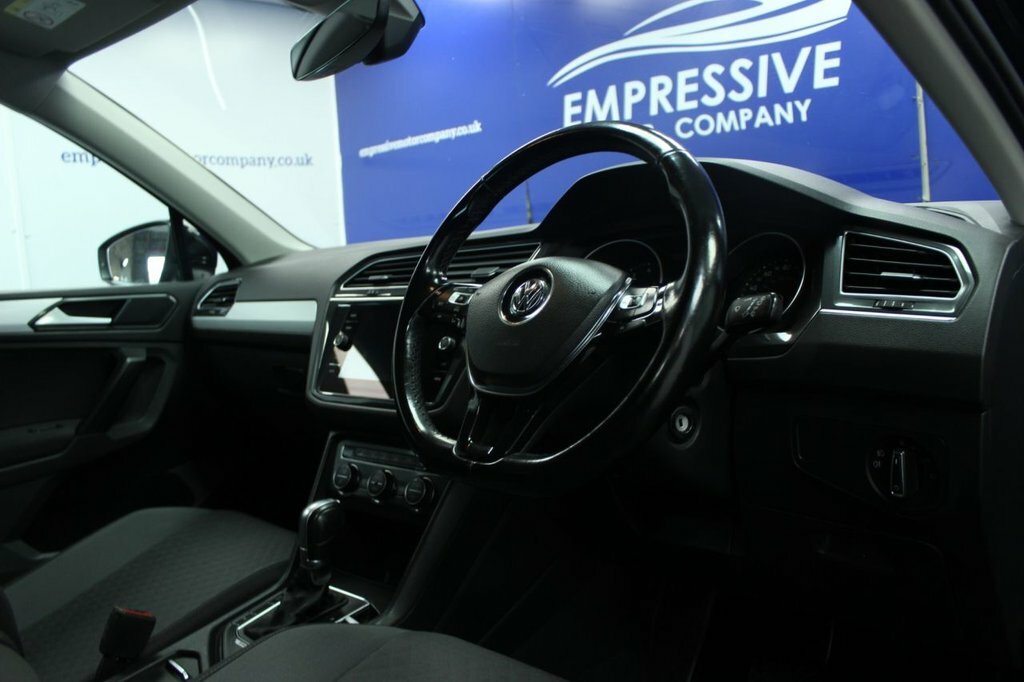 Volkswagen Tiguan 1.4L Se Navigation Black #5