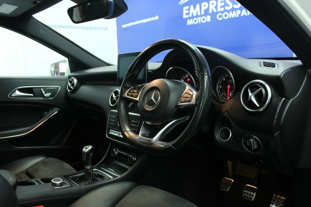 Mercedes-Benz A Class 1.5L Amg Line White #6